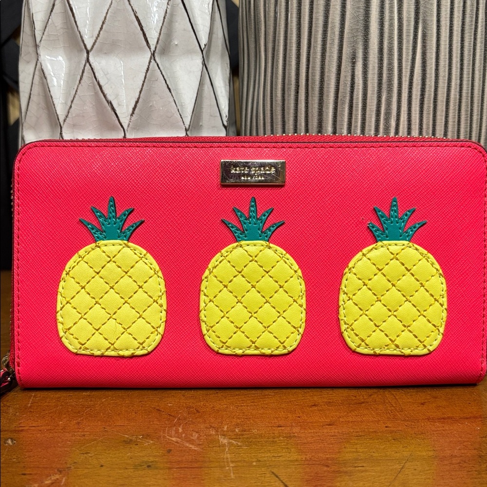 Kate Spade Novelty How Refreshing Neda Pineapple Continental Wallet NWT - Picture 3 of 17